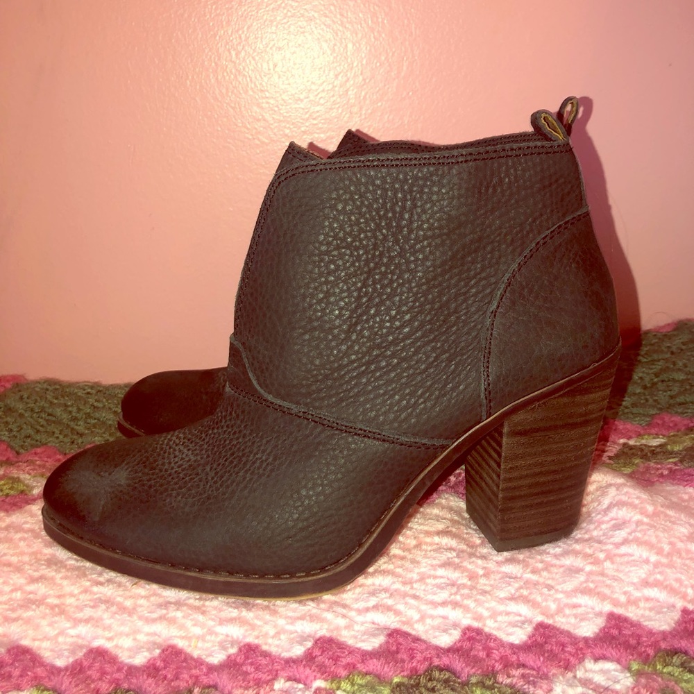 Lucky Brand booties!